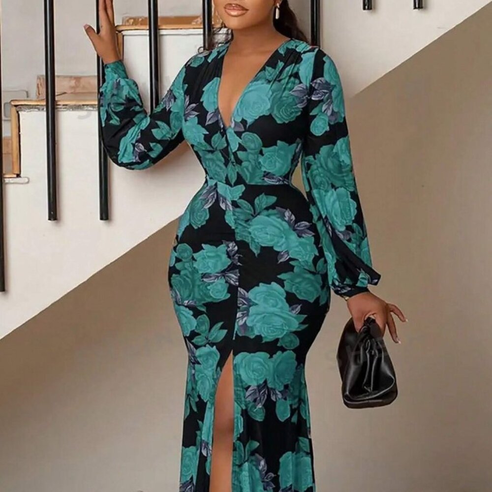 New Floral Print V-Neck Slit Dress. Green (Size Medium)